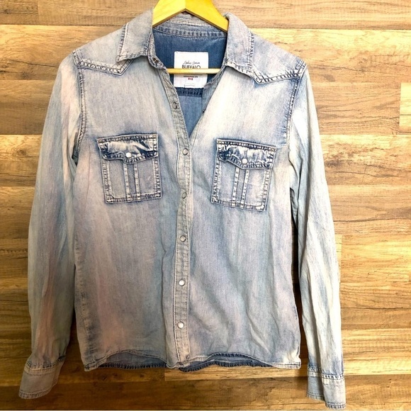 Buffalo  Western Chambray Denim Button Up Shirt Medium - Picture 1 of 5